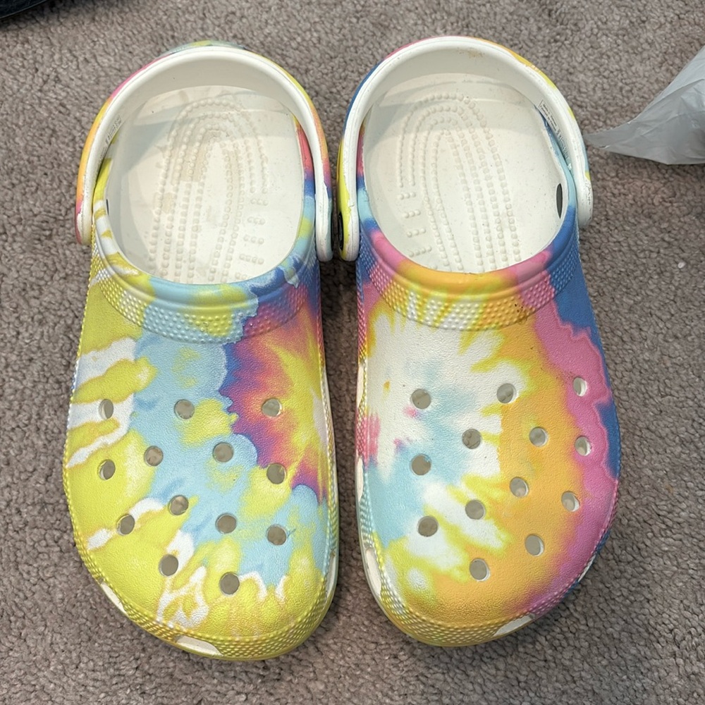 Crocs